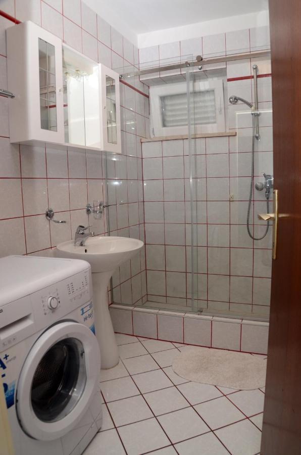 Dvosoban Apartman U Centru Grada Biograd Na Moru Exterior photo