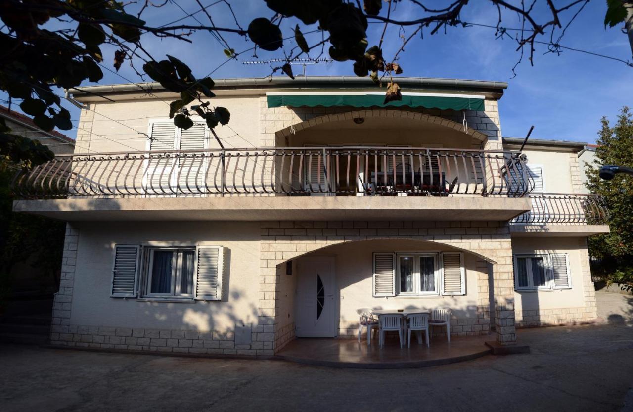 Dvosoban Apartman U Centru Grada Biograd Na Moru Exterior photo