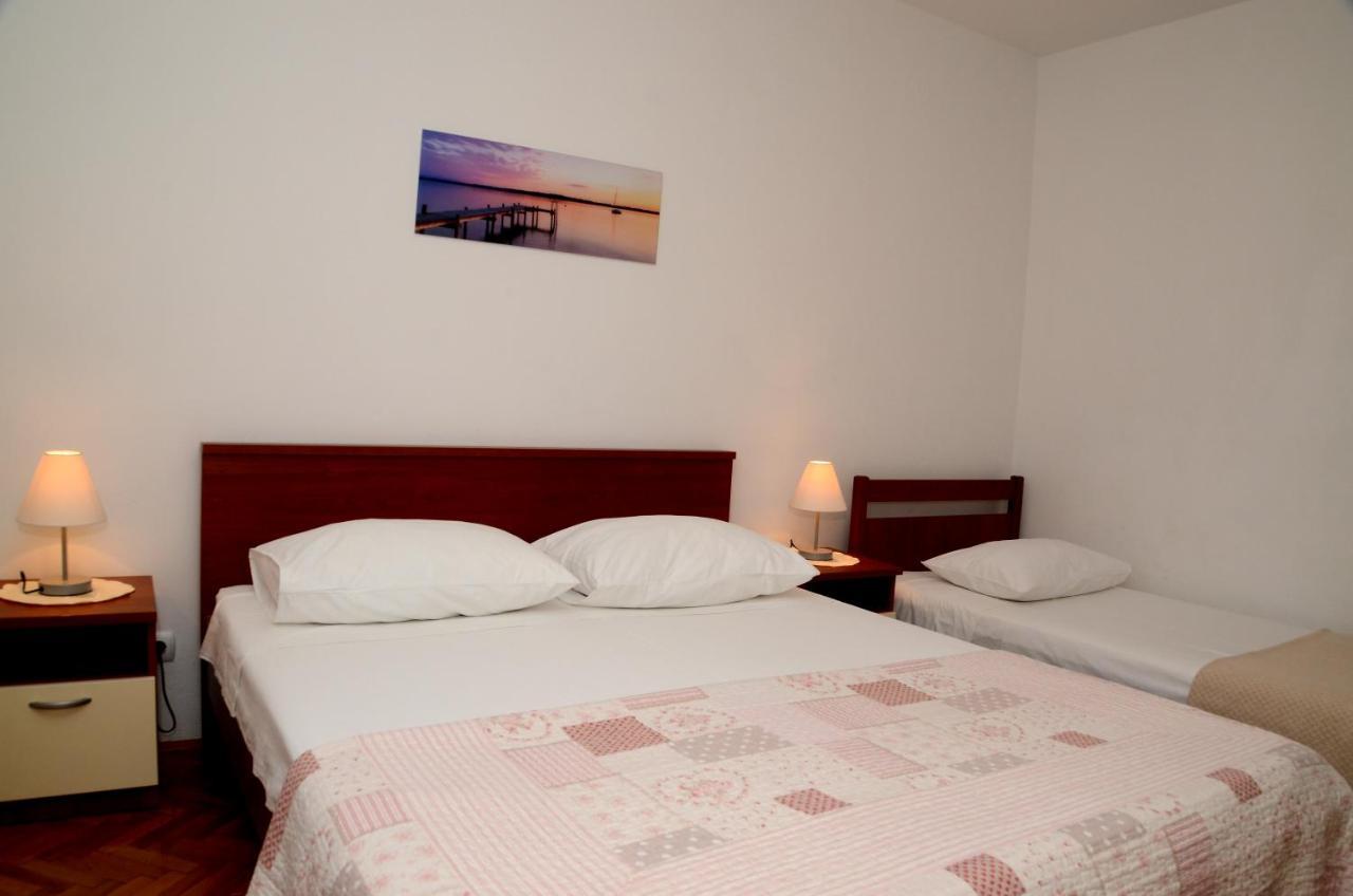 Dvosoban Apartman U Centru Grada Biograd Na Moru Exterior photo